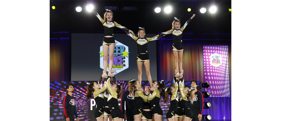 JV Cheer at Nationals